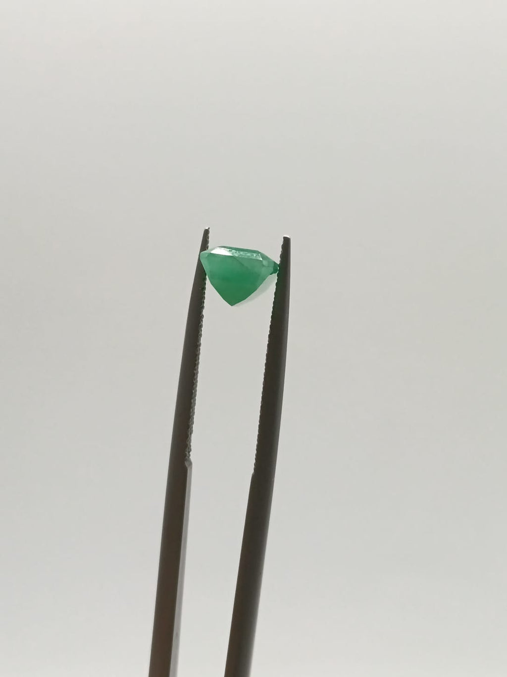 Esmeralda brasileña rectangular de 2.66ct