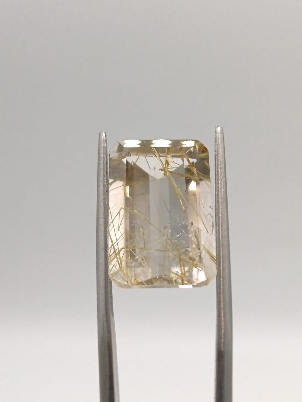 Cuarzo rutilado rectangular de 11.23ct