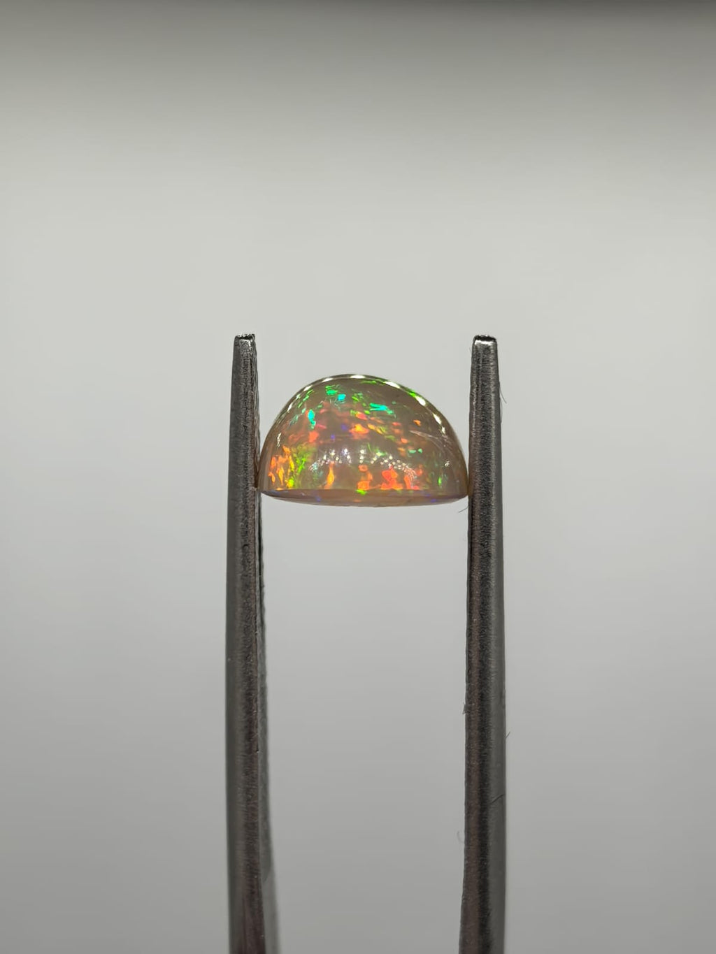 Ópalo ovalado de 2.01ct