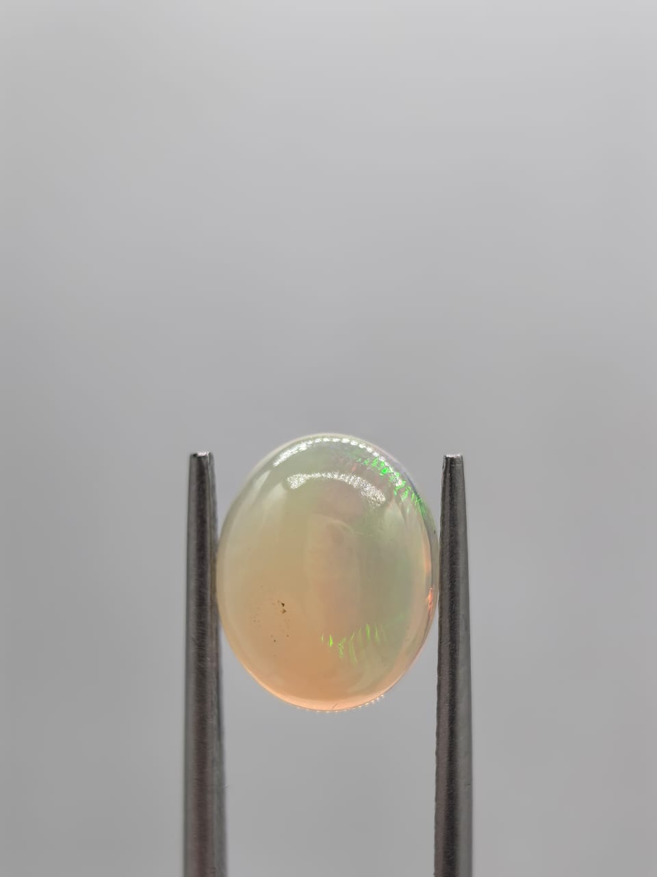 Ópalo ovalado de 2.04ct