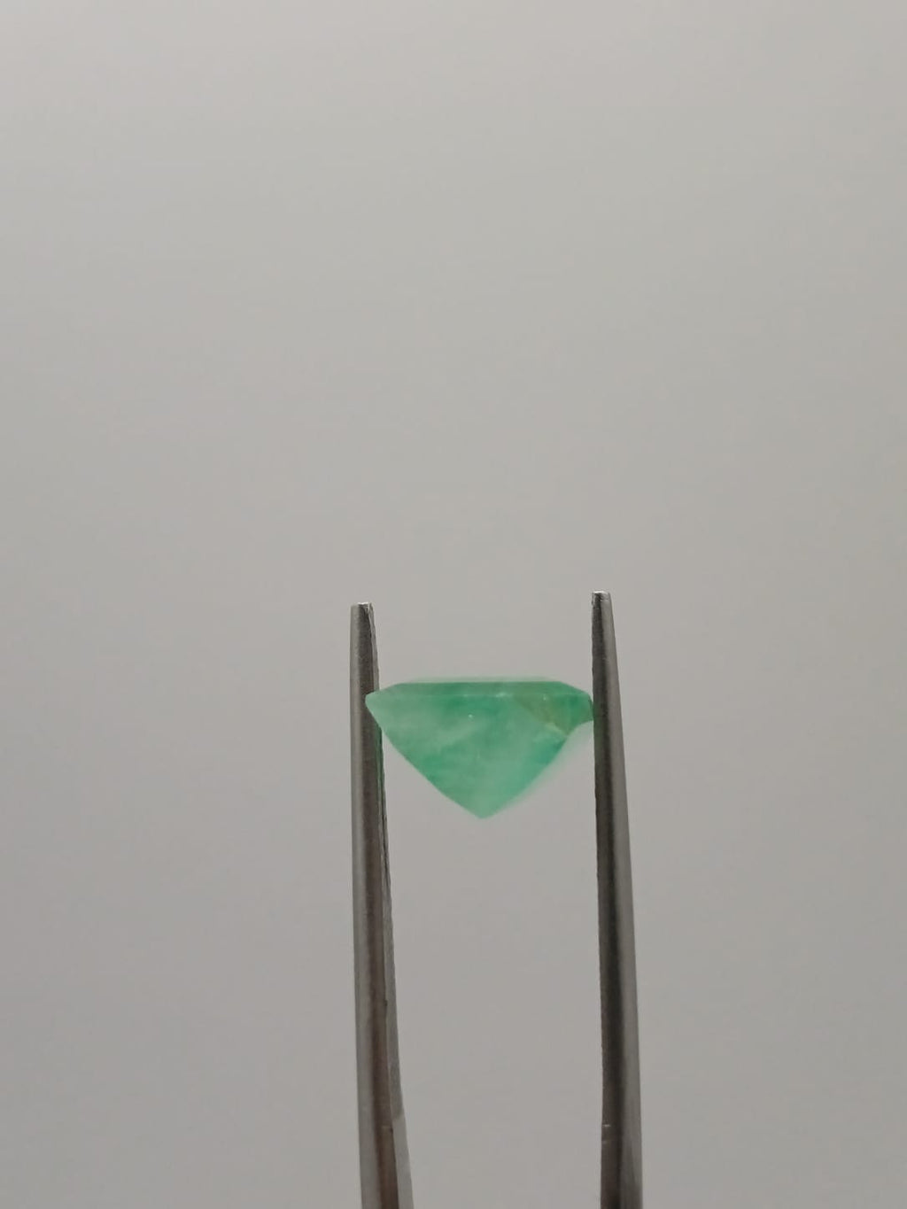 Esmeralda brasileña cuadrada de 3.12ct