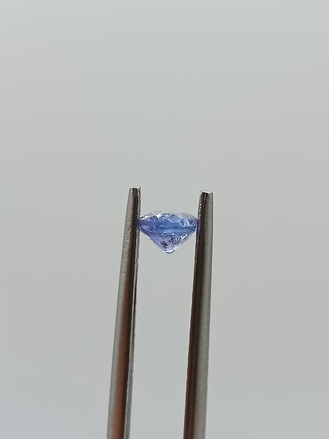 Tanzanita ovalada de 0.54ct