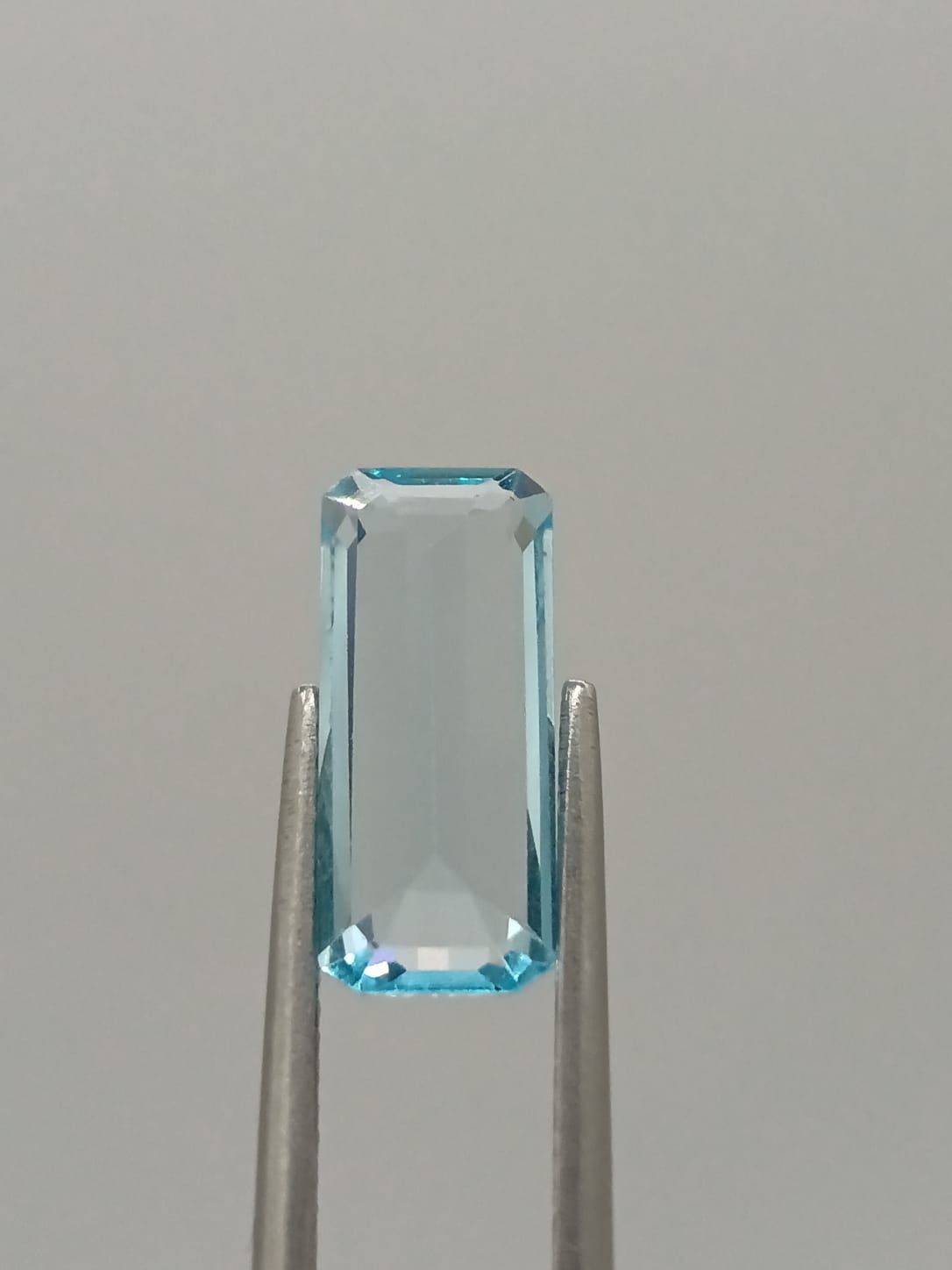 Aguamarina rectangular de 3.78ct