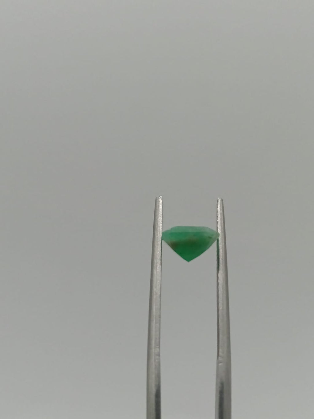 Esmeralda brasileña rectangular de 2.40ct