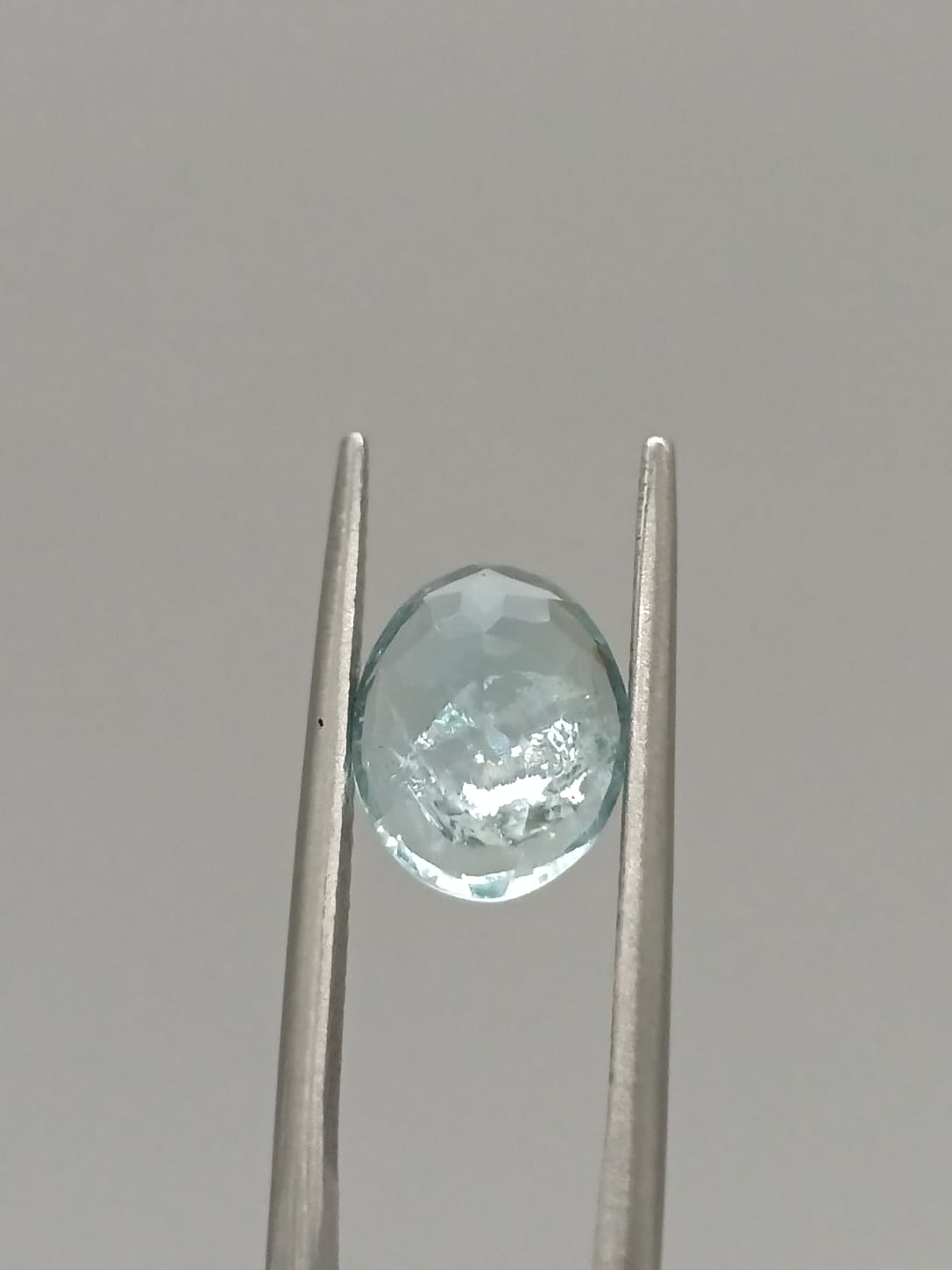 Aguamarina ovalada de 2.55ct