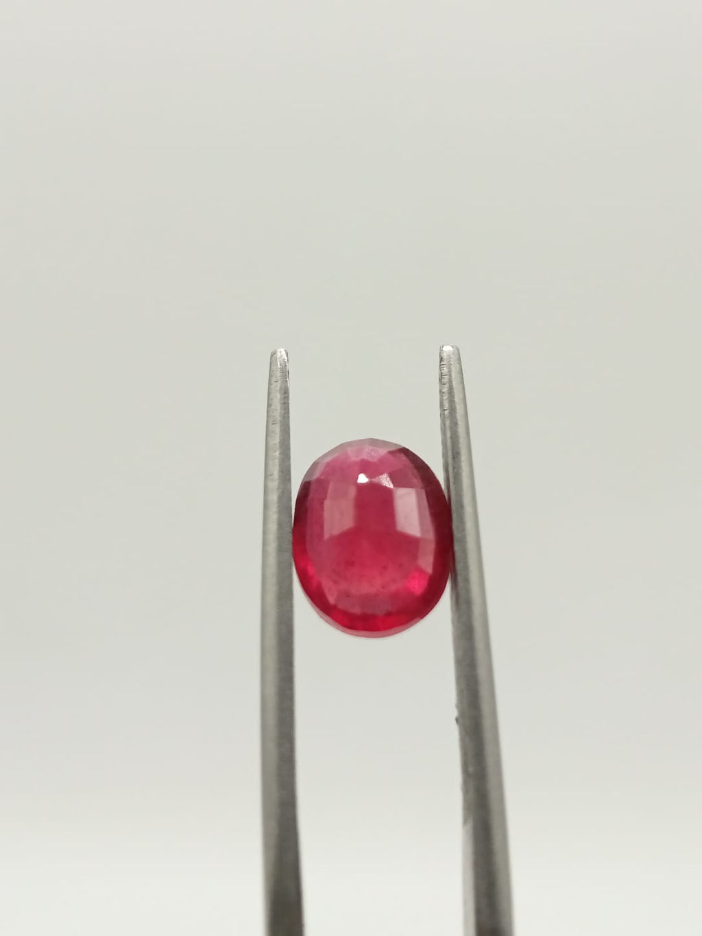 Rubí ovalado de 2.43ct