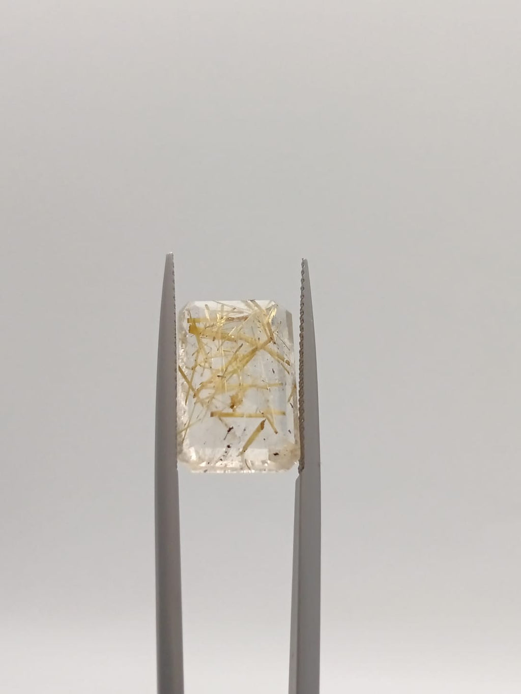Cuarzo rutilado rectangular de 10.66ct