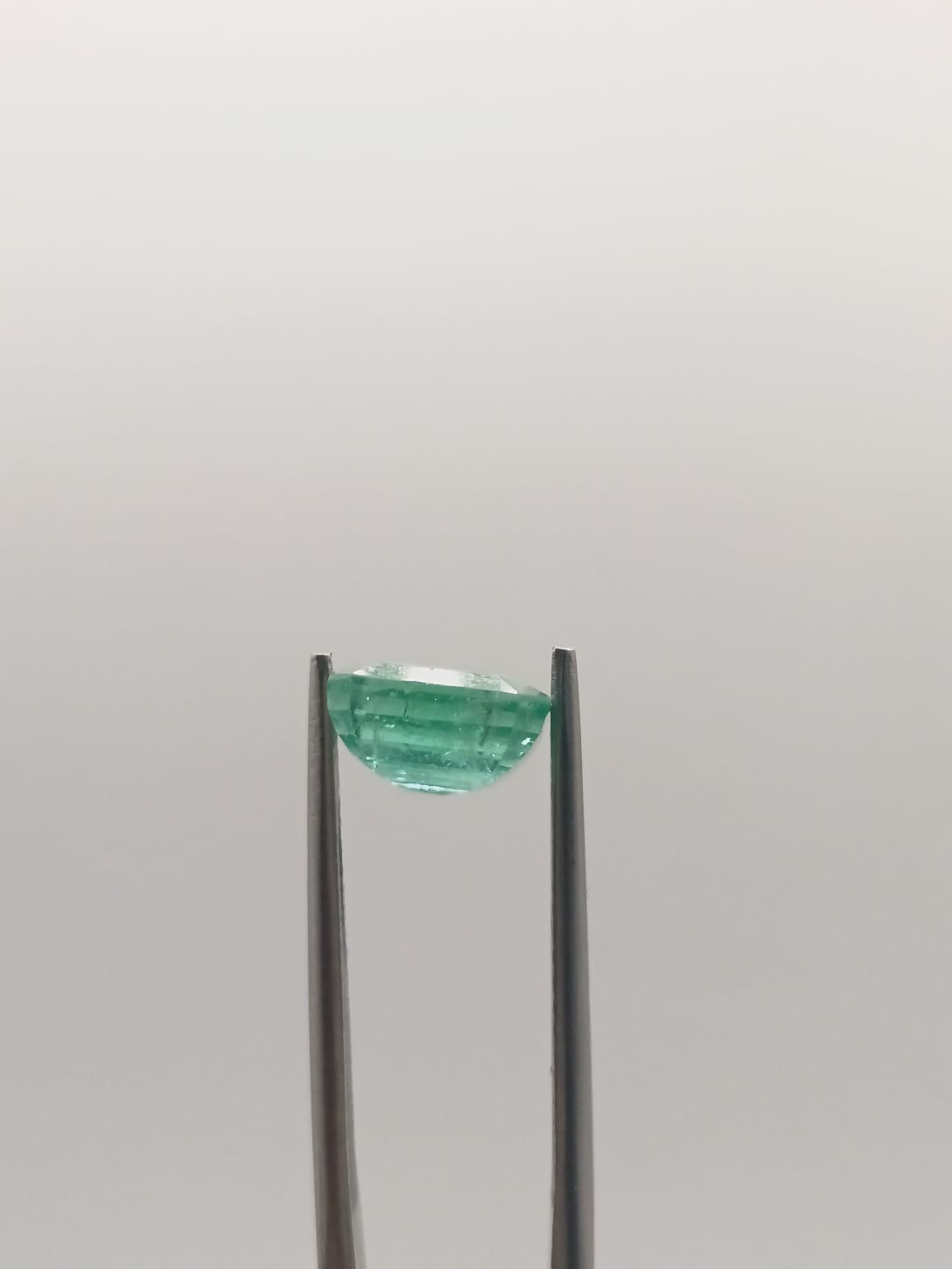 Esmeralda colombiana rectangular de 2.38ct