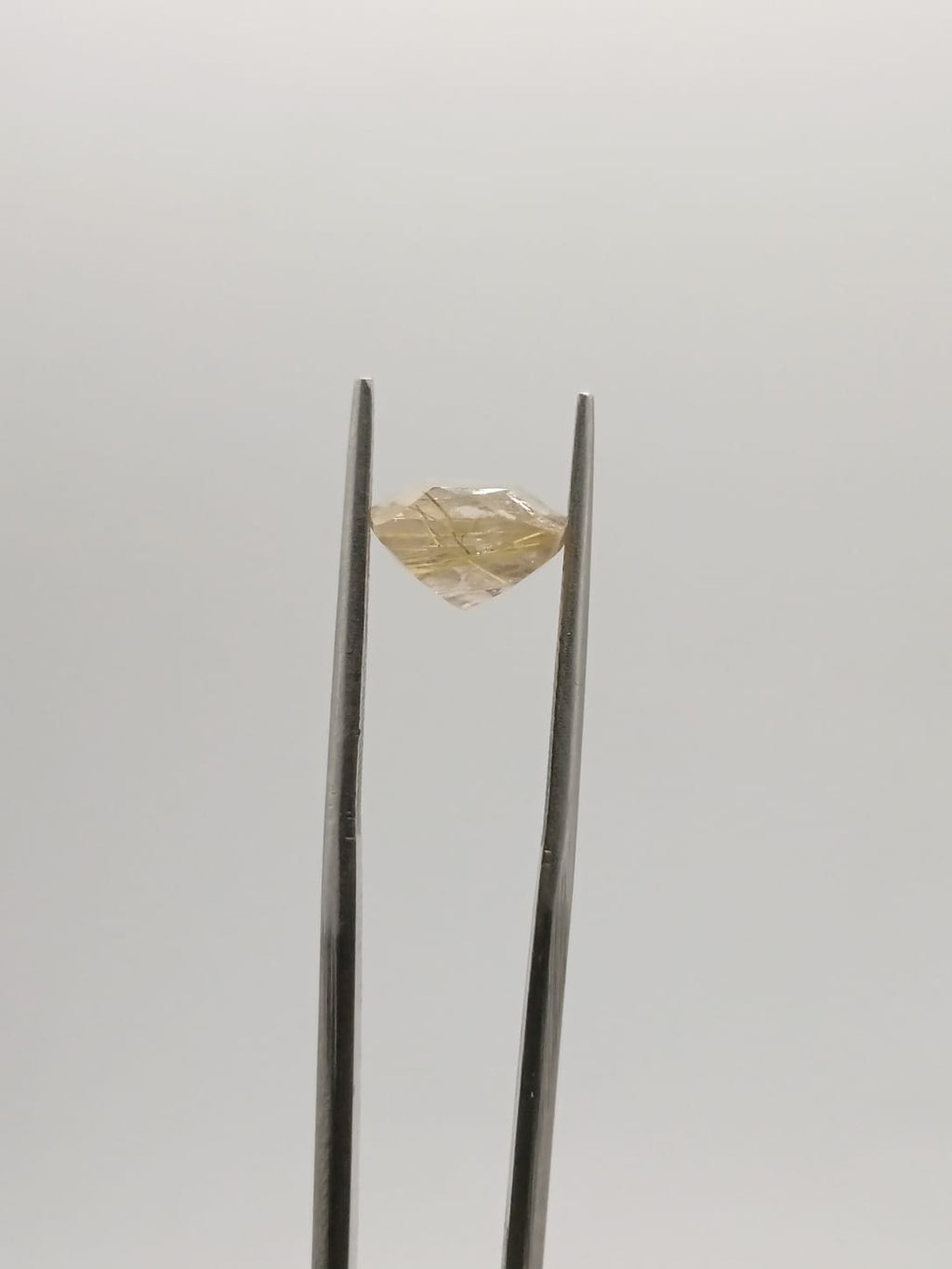 Cuarzo rutilado rectangular de 4.76ct