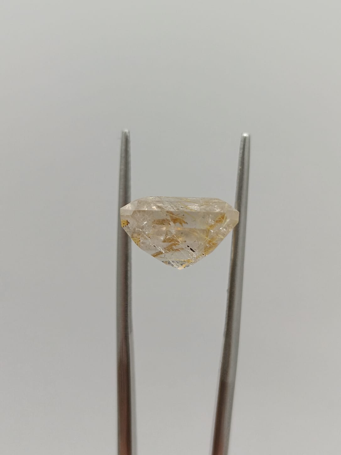 Cuarzo rutilado rectangular de 7.45ct