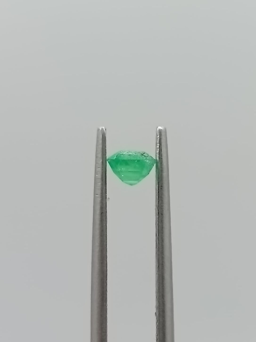Esmeralda colombiana rectangular de 0.50ct