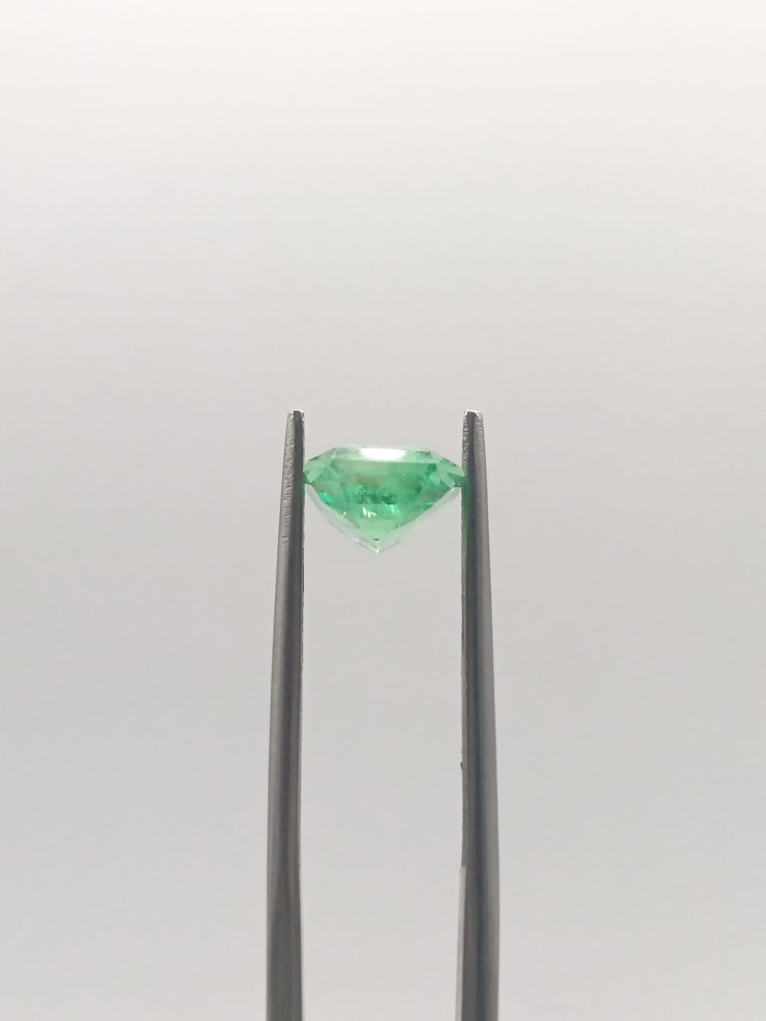 Esmeralda colombiana rectangular de 1.97ct