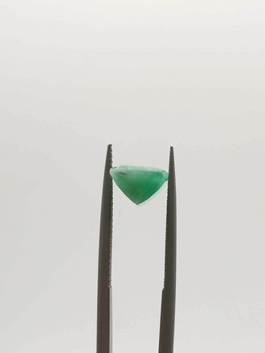 Esmeralda brasileña rectangular de 4.00ct