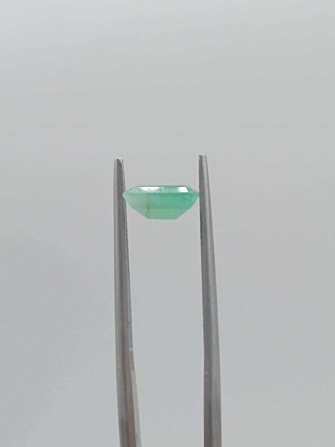 Esmeralda brasileña rectangular de 0.97ct