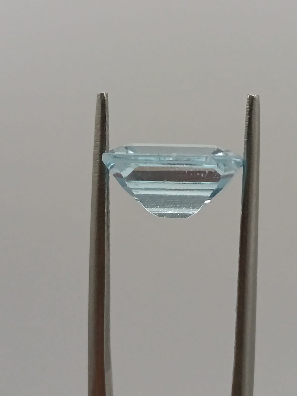 Aguamarina rectangular de 3.94ct