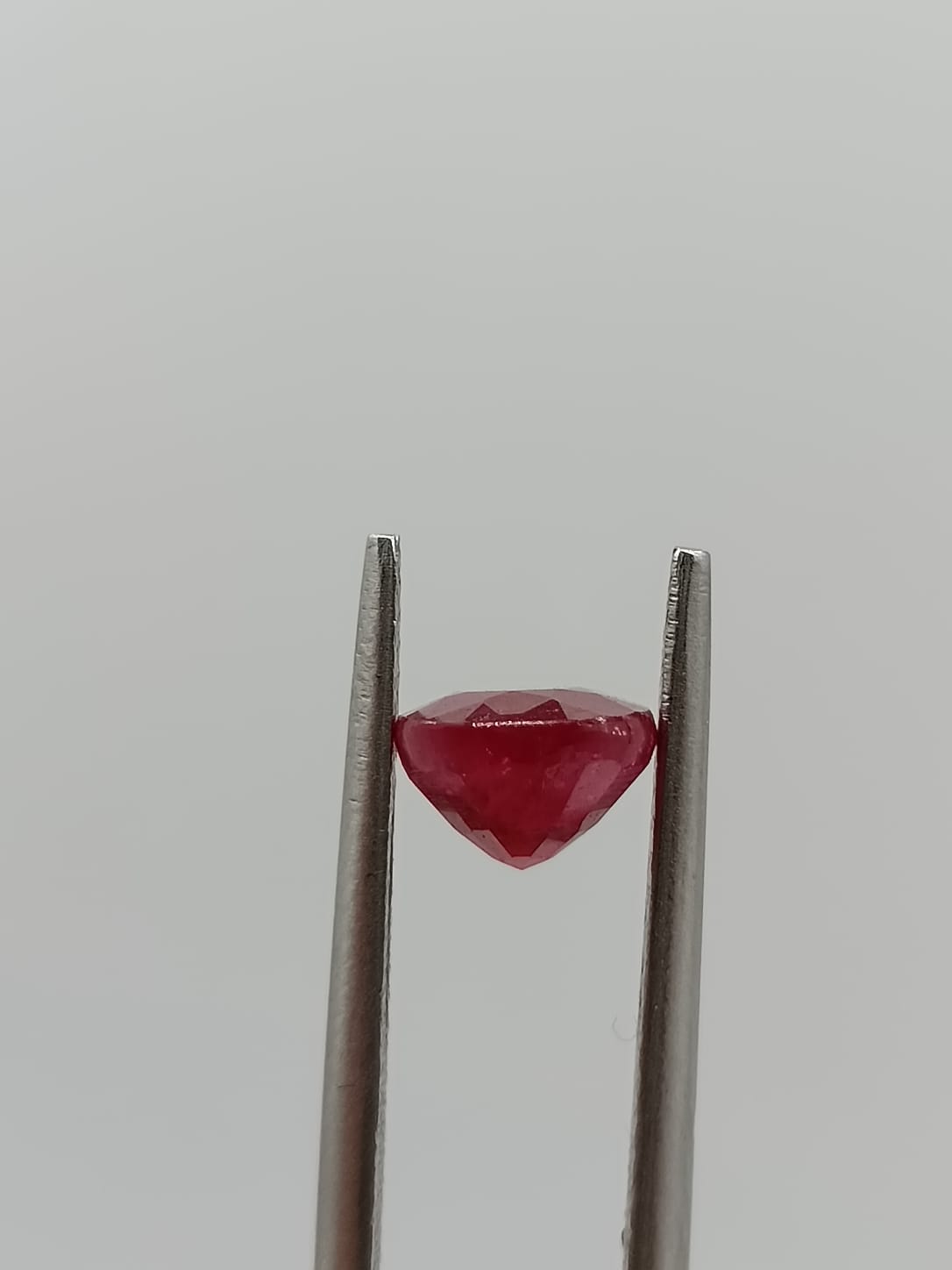 Rubí ovalado de 1.94ct