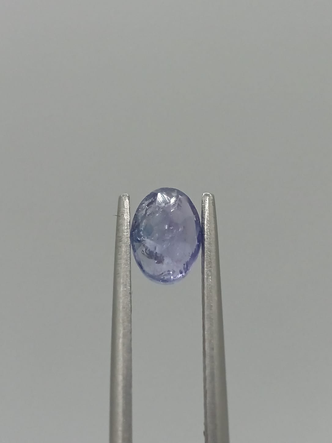 Tanzanita ovalada de 0.91ct