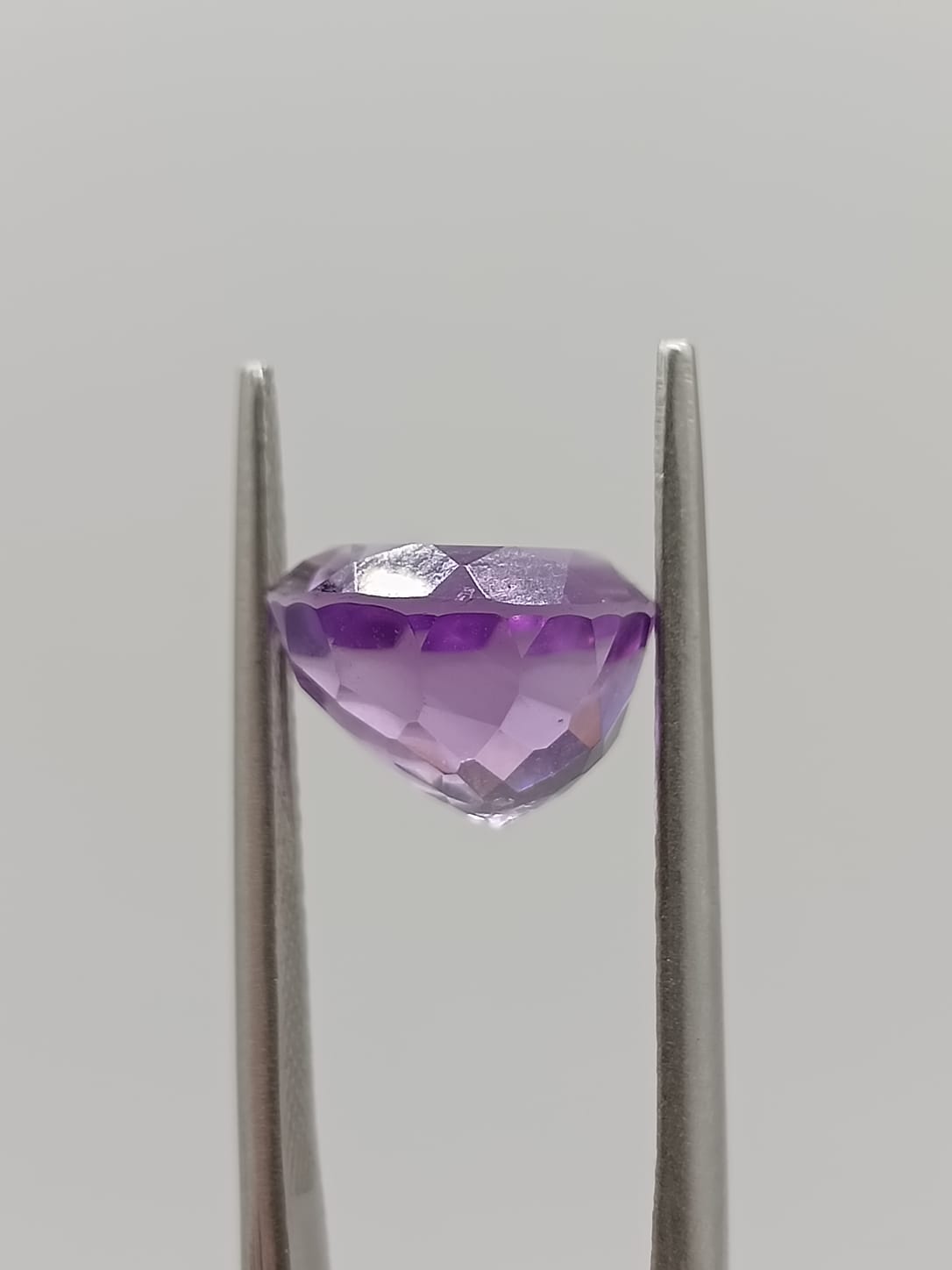 Amatista ovalada de 4.68ct