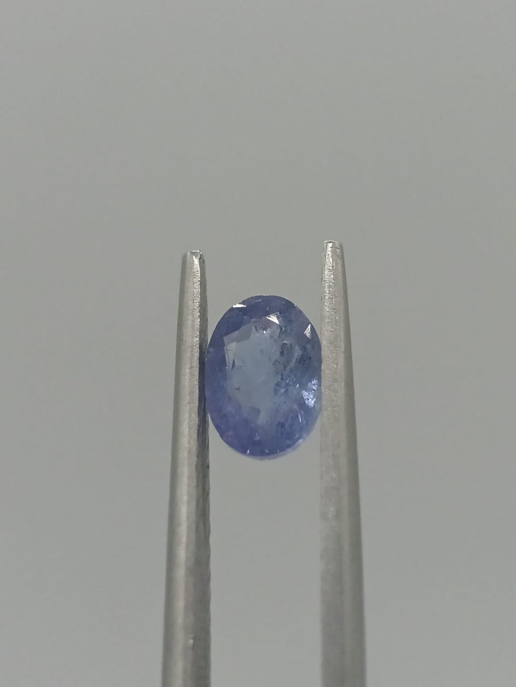 Tanzanita ovalada de 0.86ct