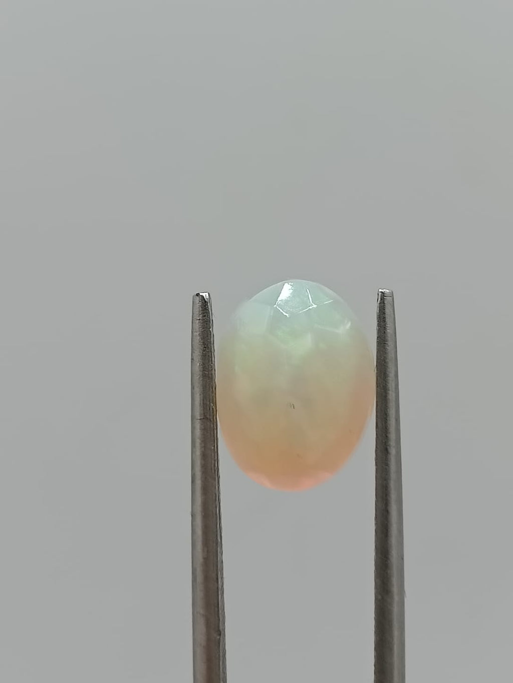 Ópalo ovalado de 1.34ct