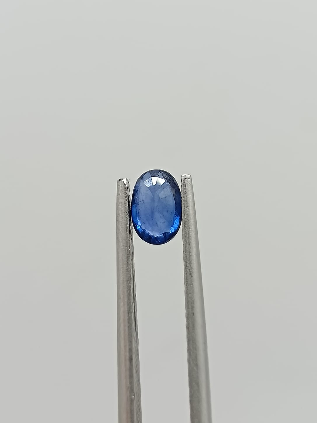 Zafiro ovalado de 0.46ct