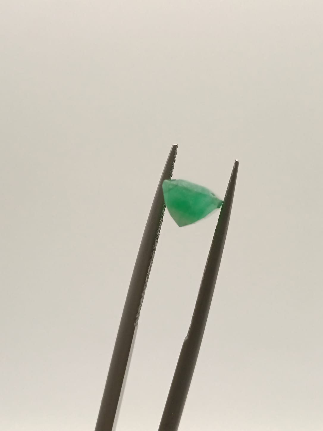 Esmeralda brasileña rectangular de 2.74ct