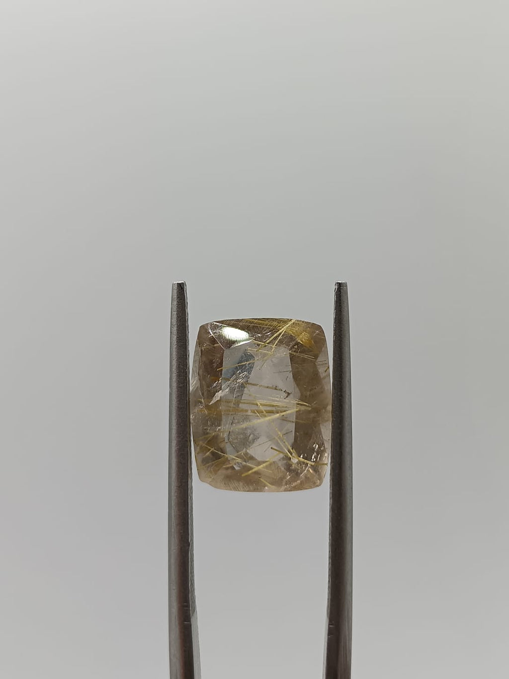 Cuarzo rutilado rectangular de 4.09ct