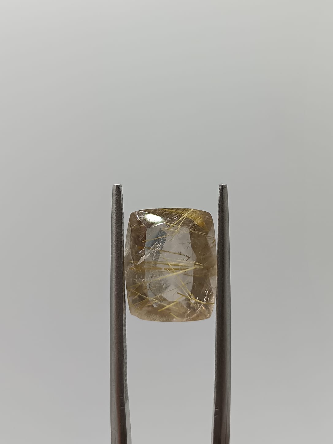 Cuarzo rutilado rectangular de 4.09ct