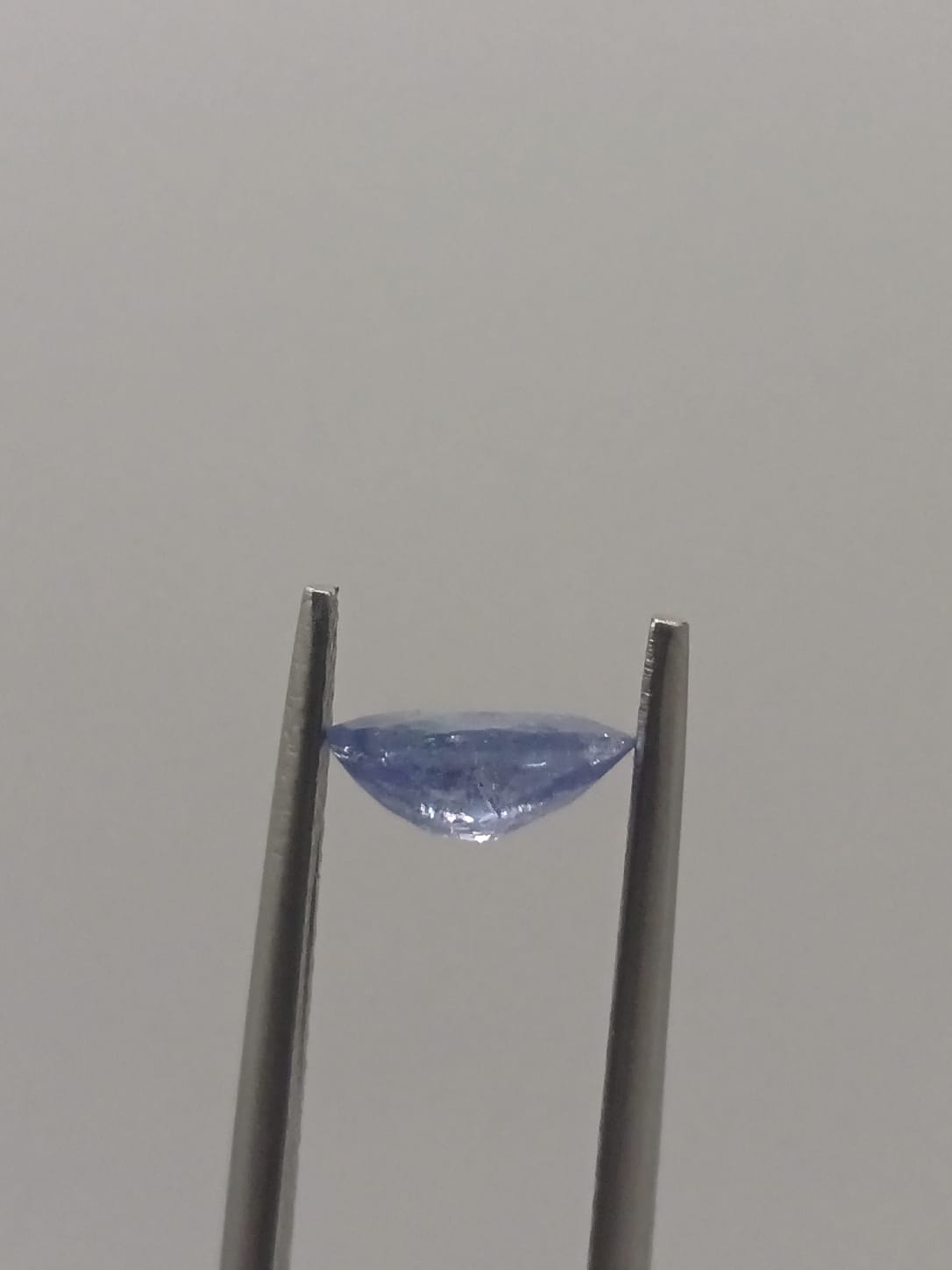 Tanzanita ovalada de 0.73ct