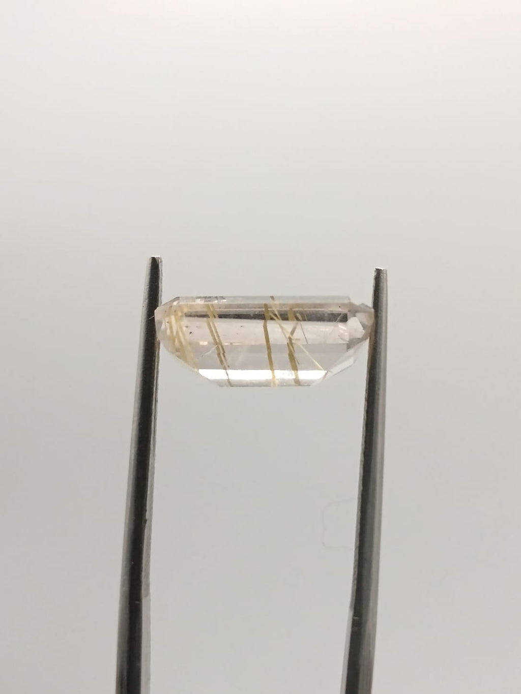 Cuarzo rutilado rectangular de 4.96ct