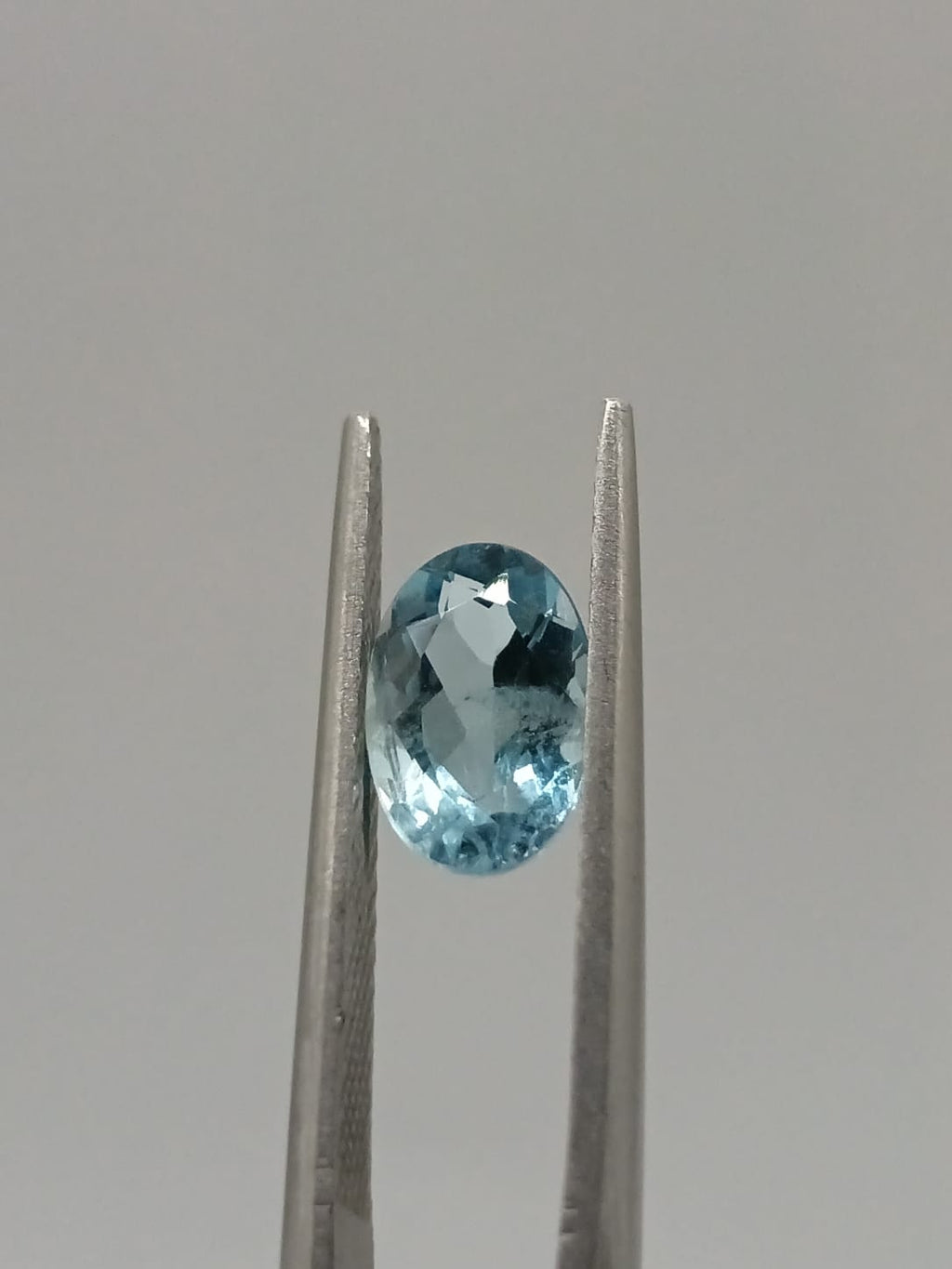 Aguamarina ovalada de 1.30ct