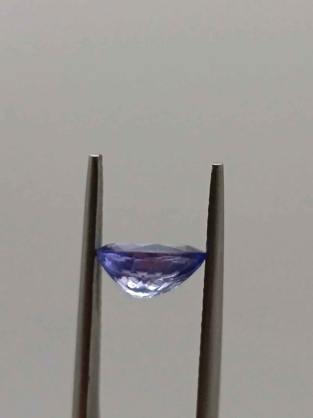 Tanzanita ovalada de 1.29ct