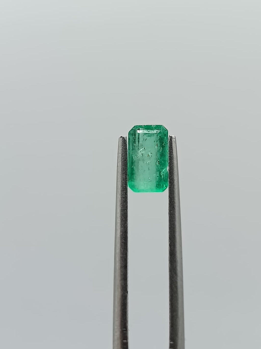 Esmeralda colombiana rectangular de 0.74ct