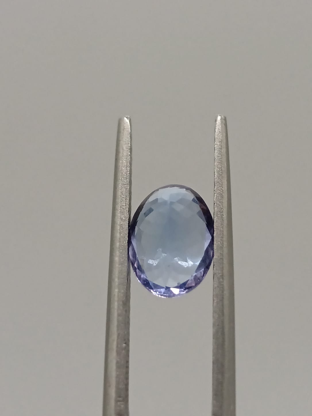 Tanzanita ovalada de 1.29ct