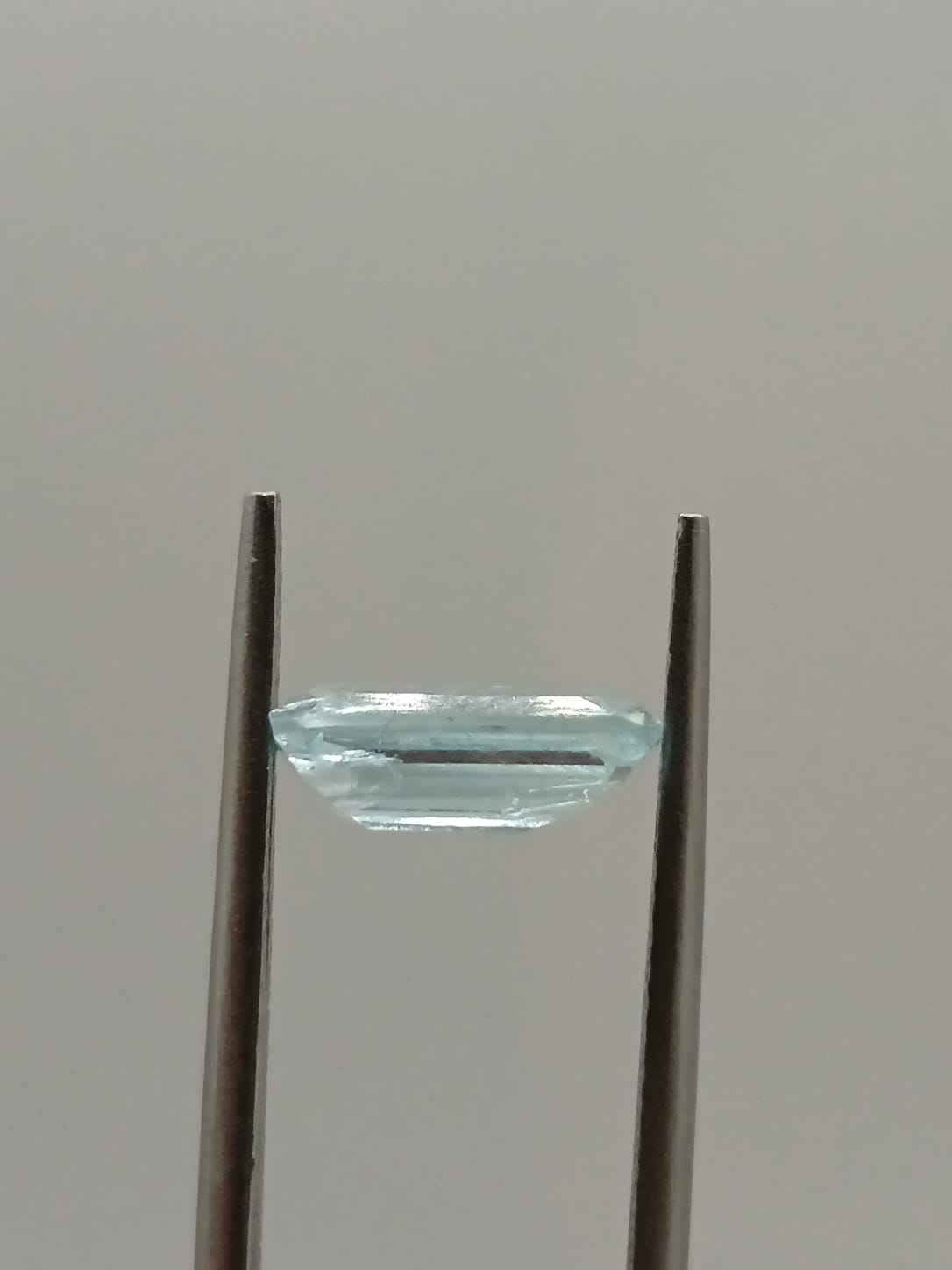 Aguamarina rectangular de 1.75ct