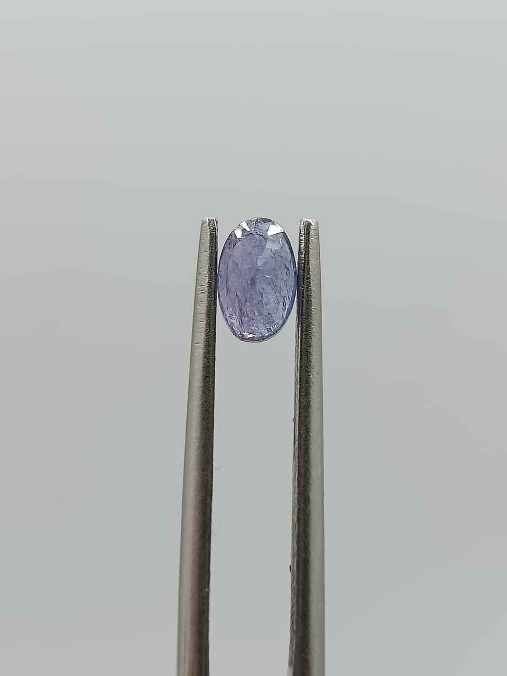 Zafiro ovalado de 0.53ct