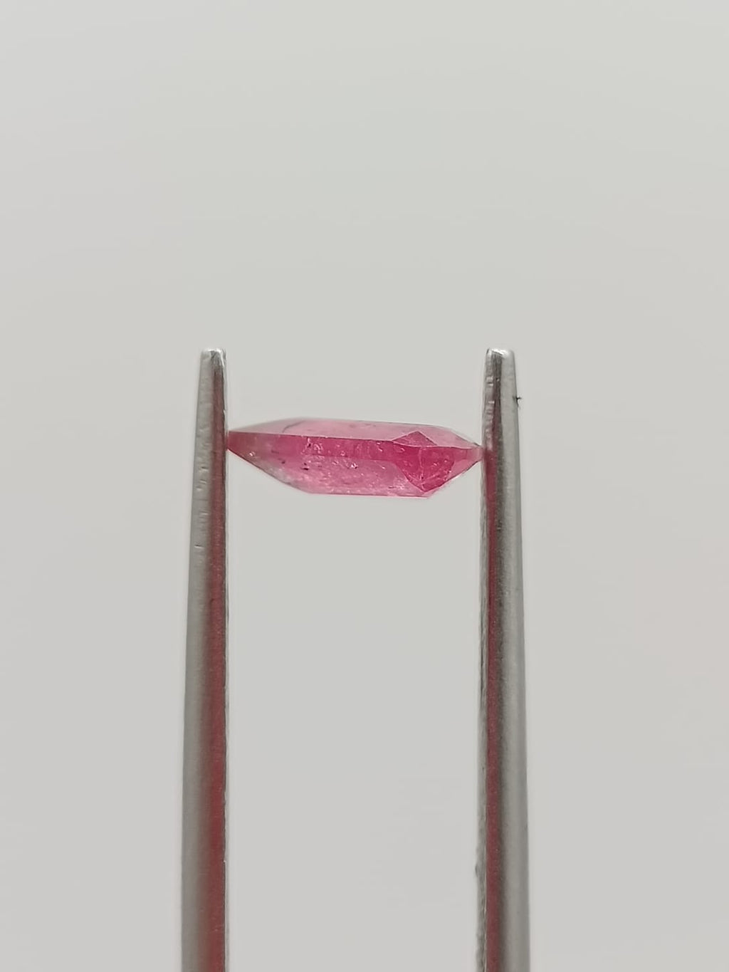 Turmalina rosa corte fancy de 1.25ct