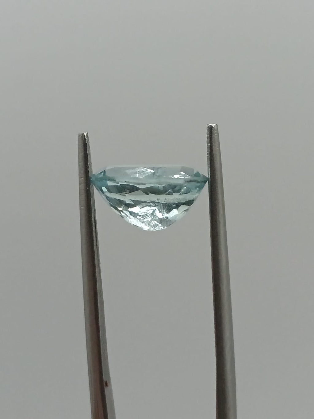 Aguamarina ovalada de 2.08ct