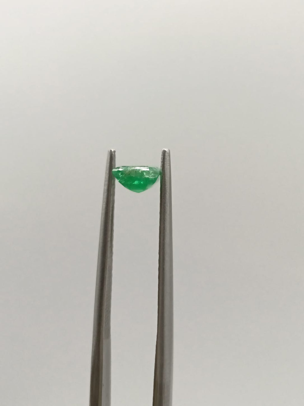 Esmeralda brasileña cuadrada de 0.60ct