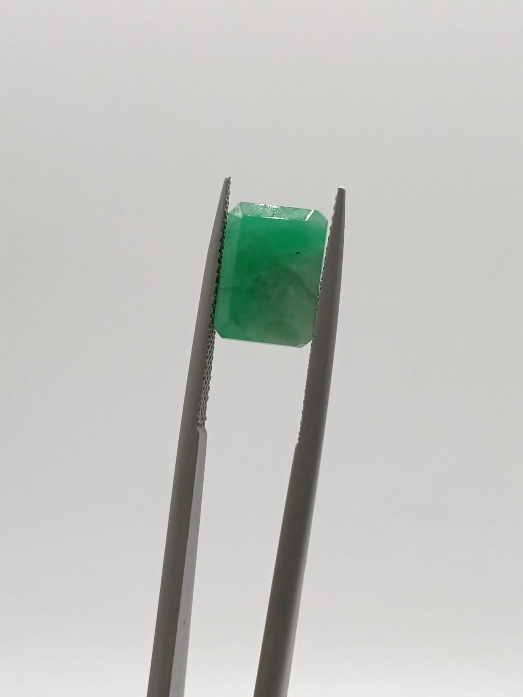 Esmeralda brasileña rectangular de 4.43ct