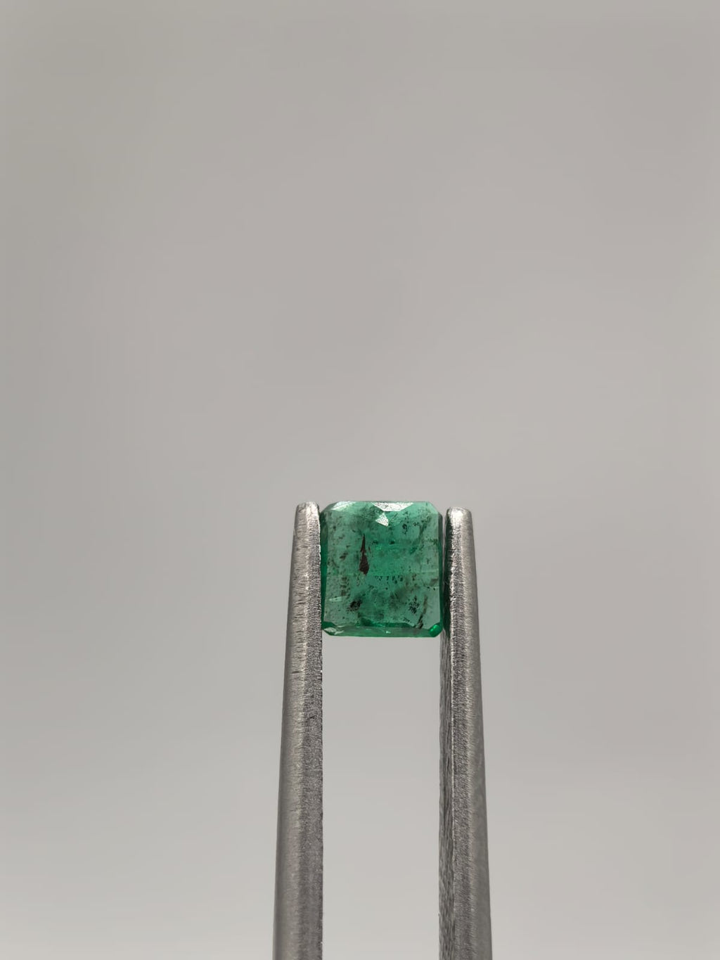 Esmeralda colombiana rectangular de 0.37ct