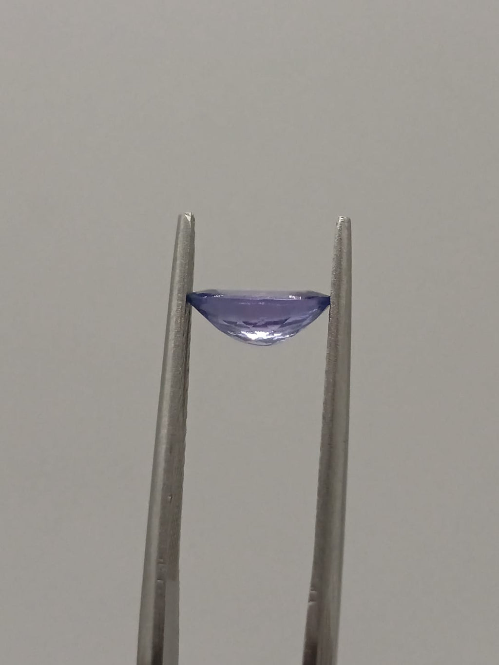 Tanzanita ovalada de 1.08ct