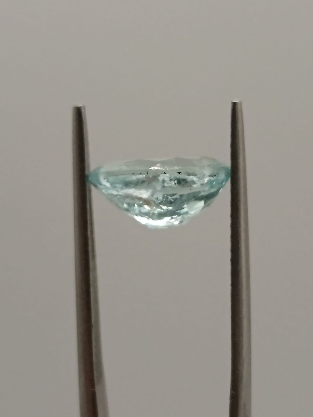 Aguamarina ovalada de 2.19ct