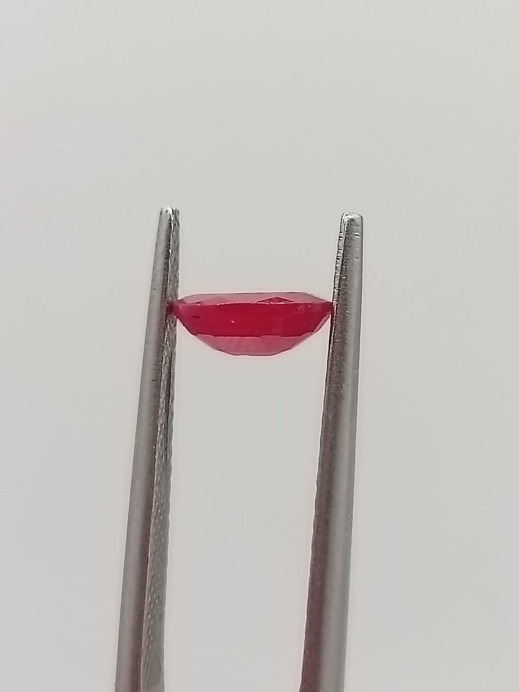 Rubí ovalado de 1.20ct