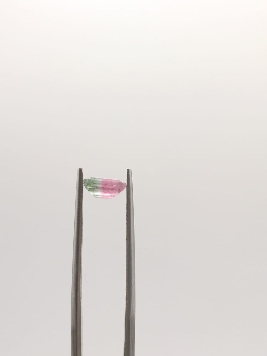 Turmalina sandia rectangular de 0.99ct