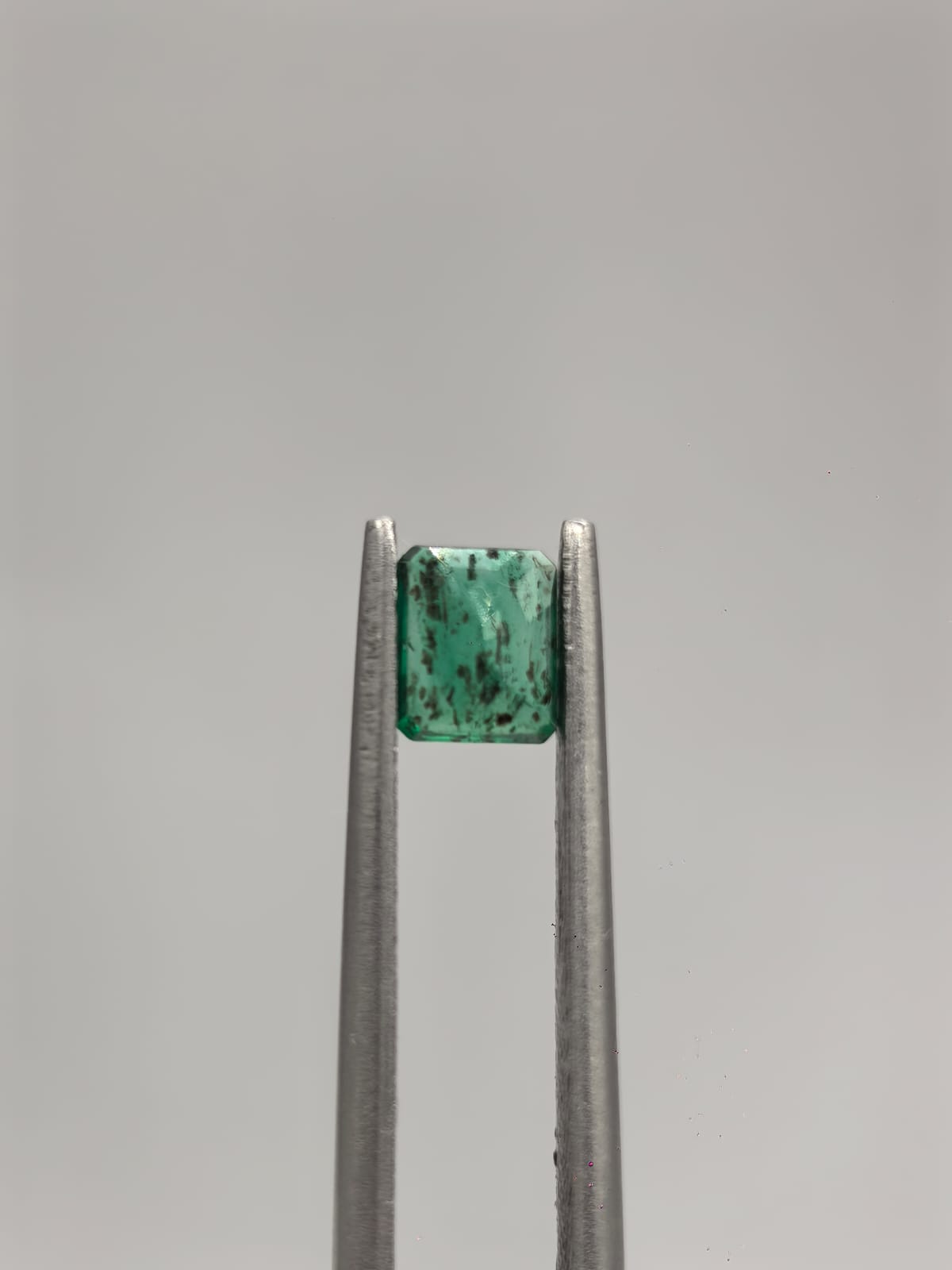 Esmeralda colombiana rectangular de 0.36ct