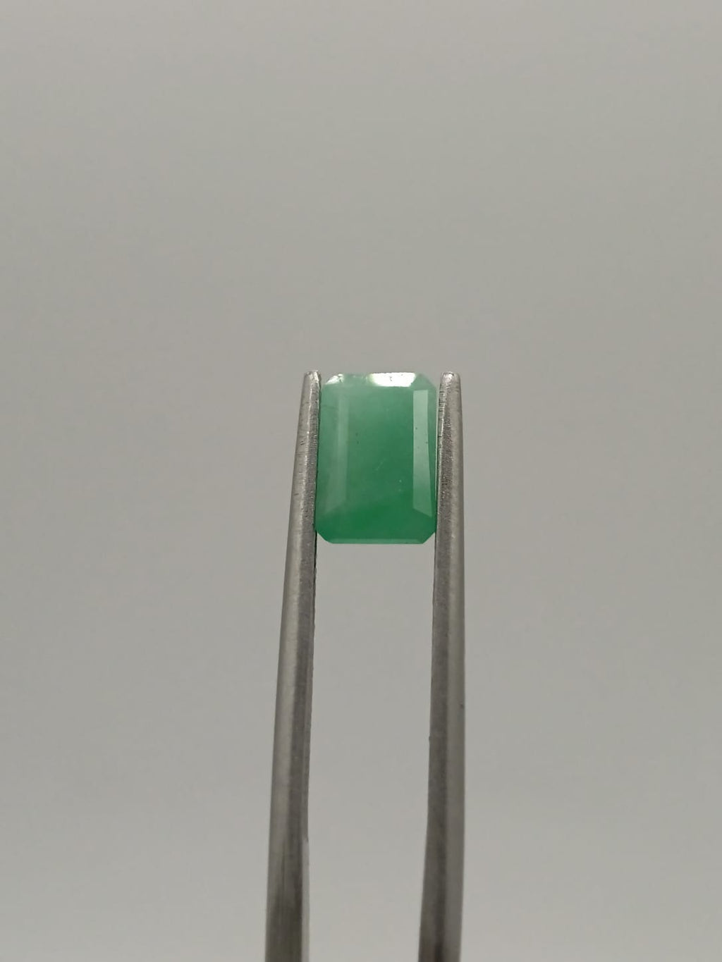 Esmeralda brasileña rectangular de 1.33ct