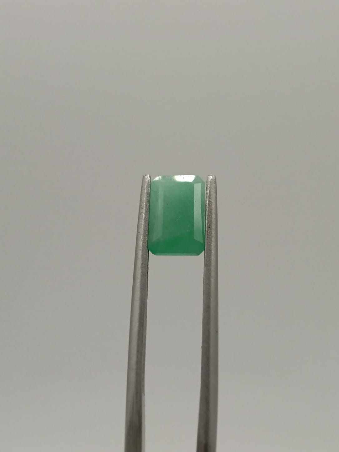Esmeralda brasileña rectangular de 1.33ct