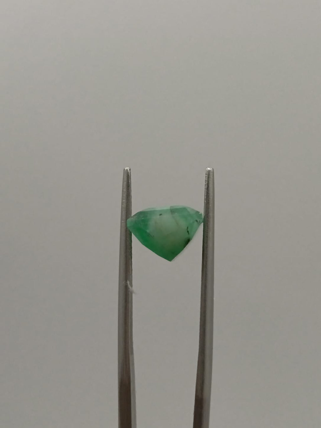 Esmeralda brasileña rectangular de 4.13ct
