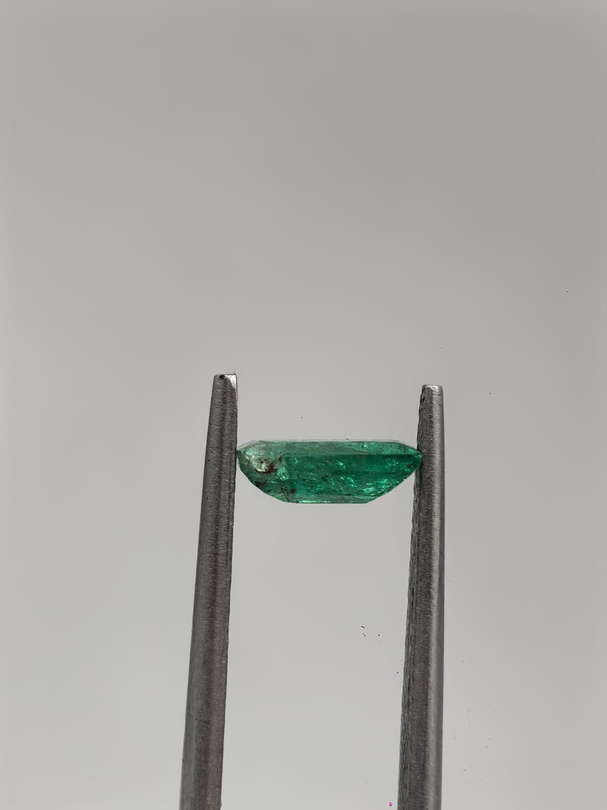 Esmeralda colombiana rectangular de 0.52ct